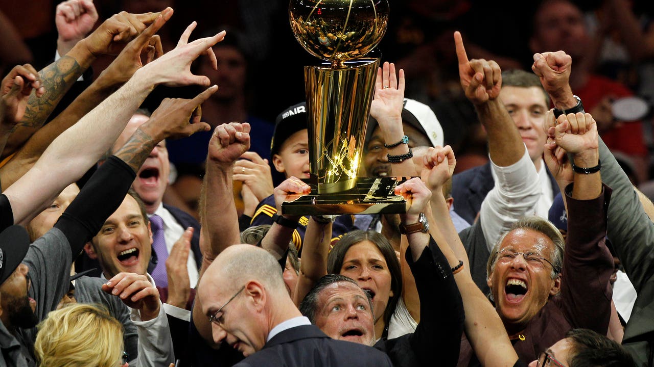 After historical performance, LeBron and Cavs return home as champions